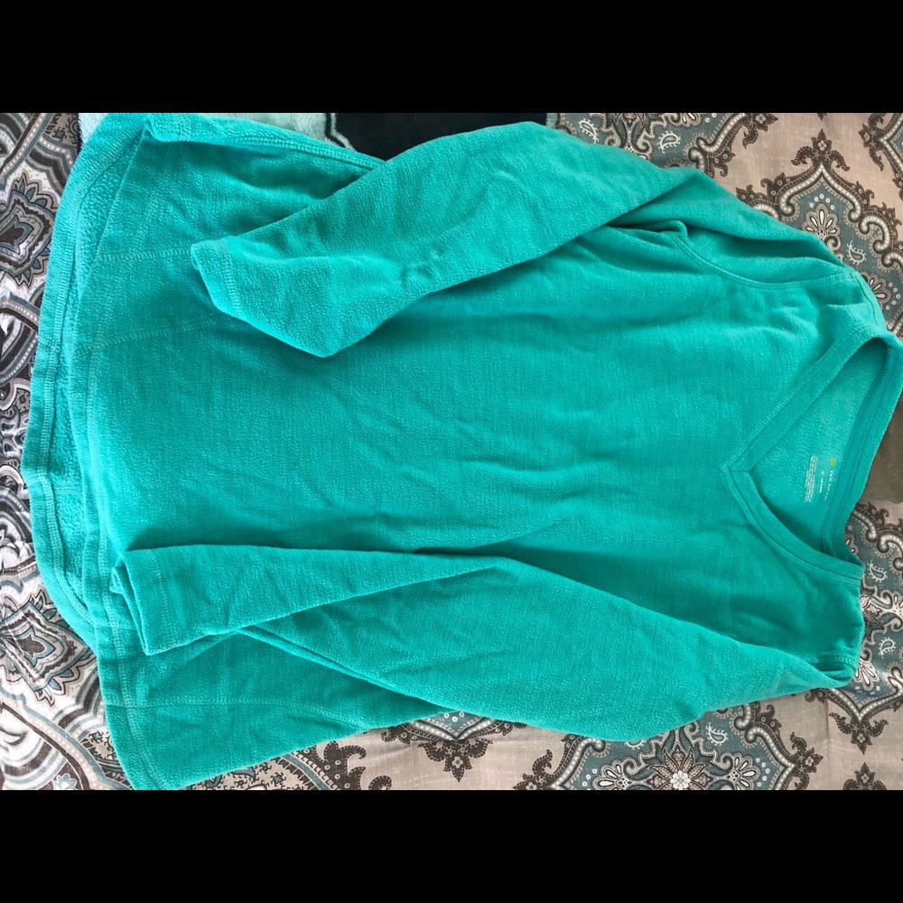 Tek gear v neck fleece